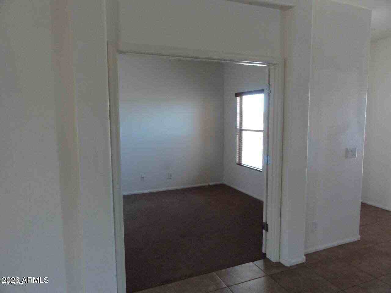 44215 W Caven Dr - Photo 6 of 12