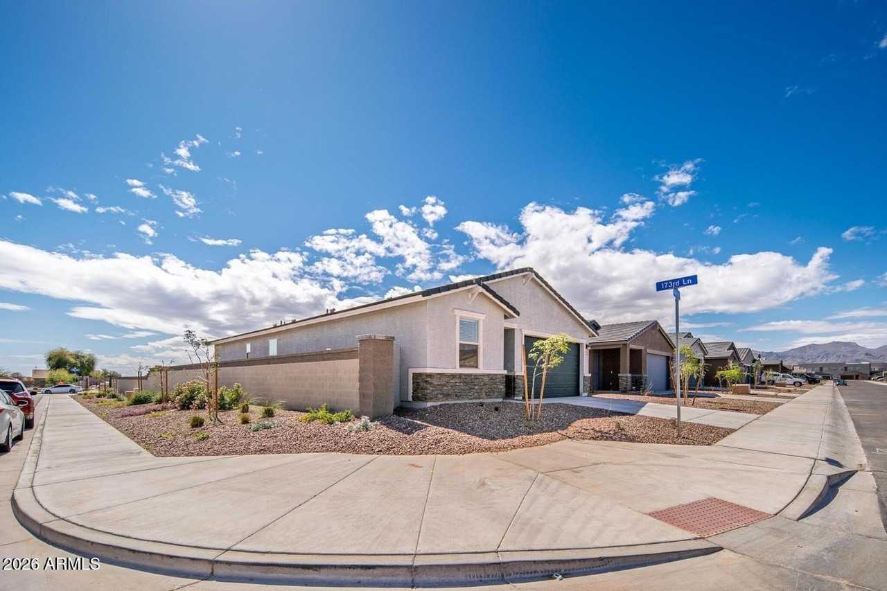 17305 W Sanna St - Photo 4 of 26