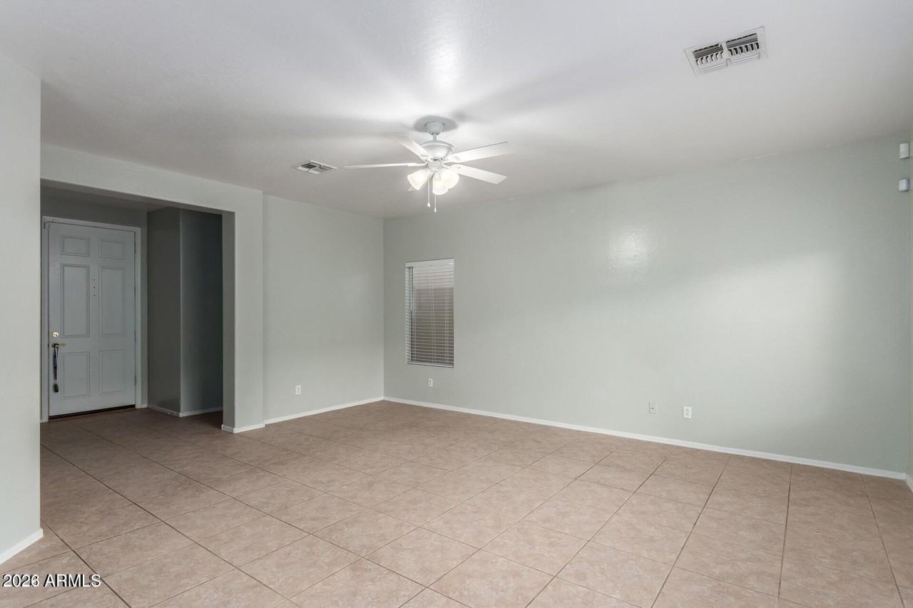 2739 E Indian Wells Pl - Photo 5 of 28
