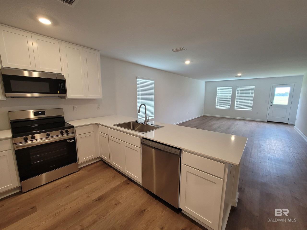 15417 Furlong Loop - Photo 4 of 17