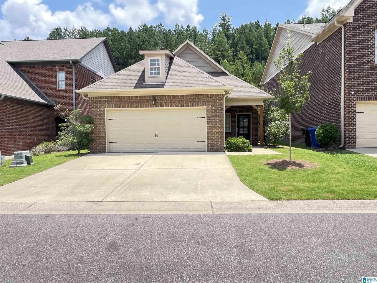 5556 Park Side Rd - Photo 2 of 15