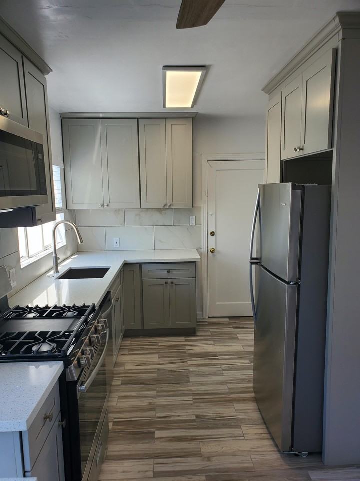 2515-9 S Street, 95816 - Photo 2 of 16