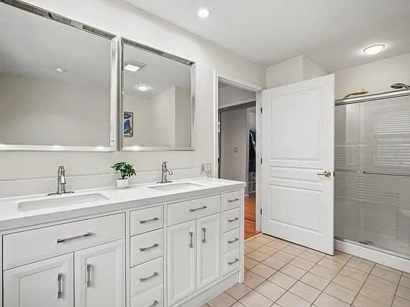7 Sanctuary Dr #A - Photo 5 of 17