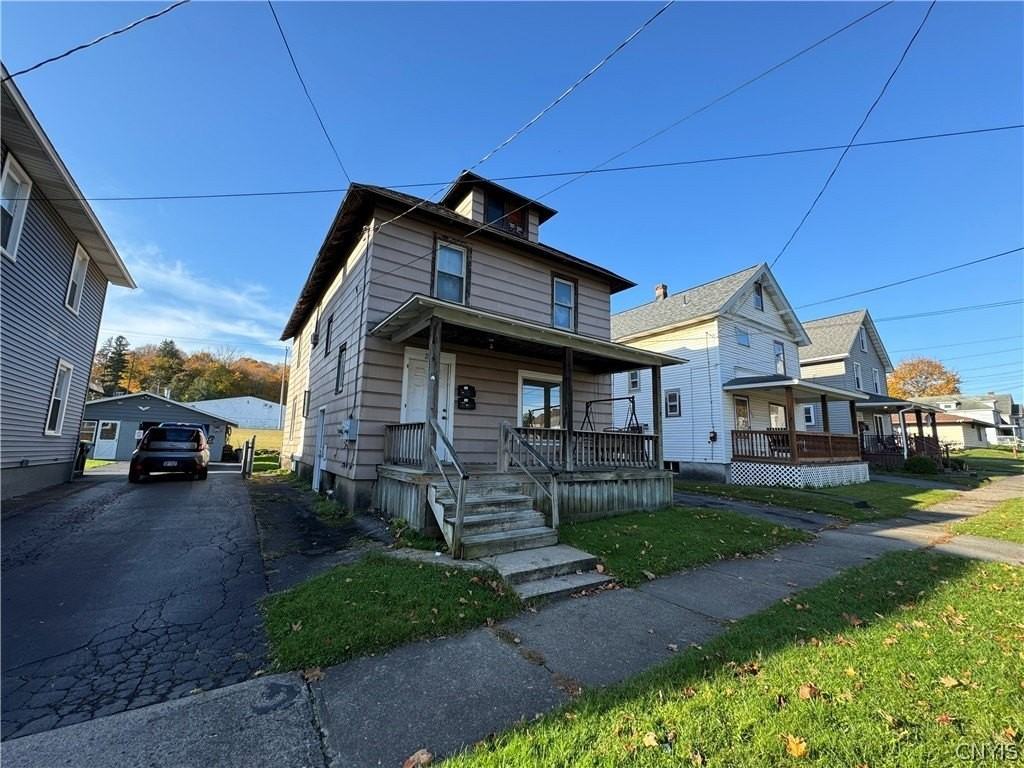 208 E Clark St #1