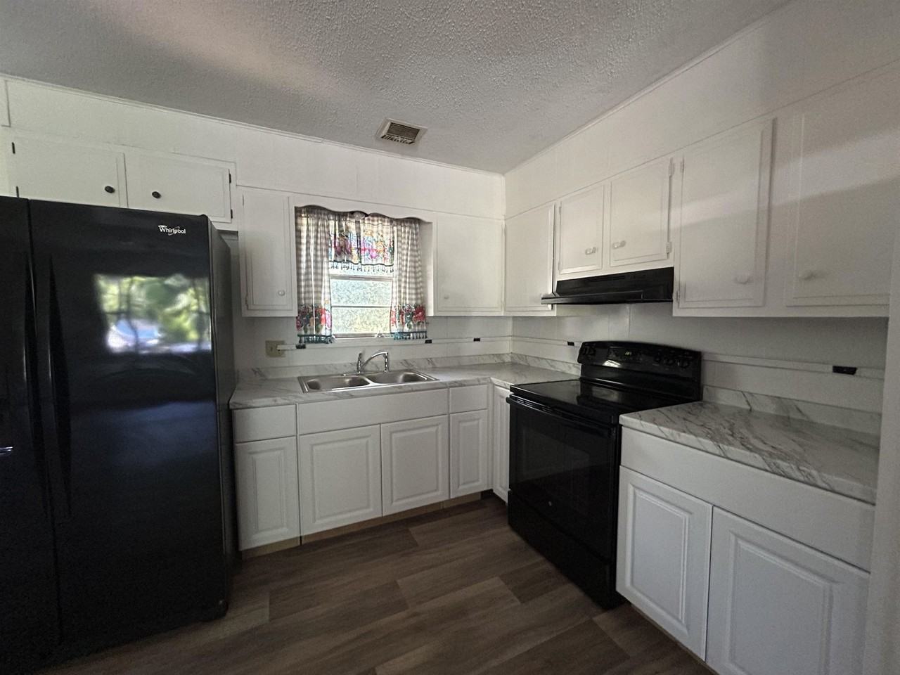 119 Pottawattamie Dr - Photo 4 of 29