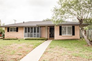 featured image of 3722 Pope Dr