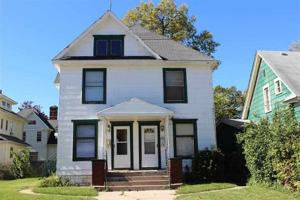 featured image of 111 N West St