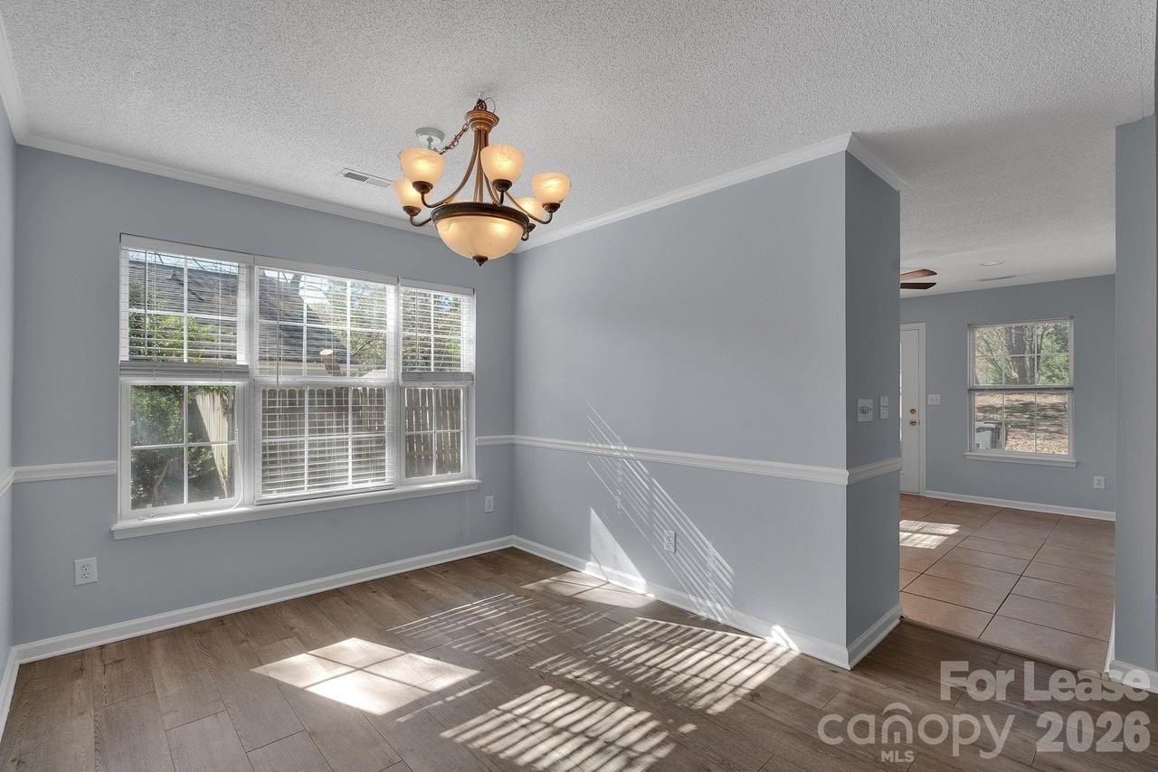 6340 S Bend Ln - Photo 4 of 16