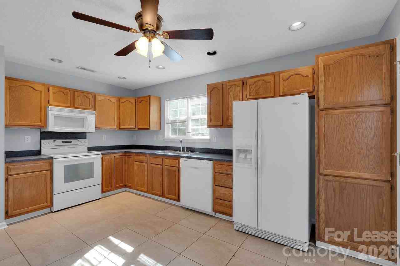 6340 S Bend Ln - Photo 6 of 16