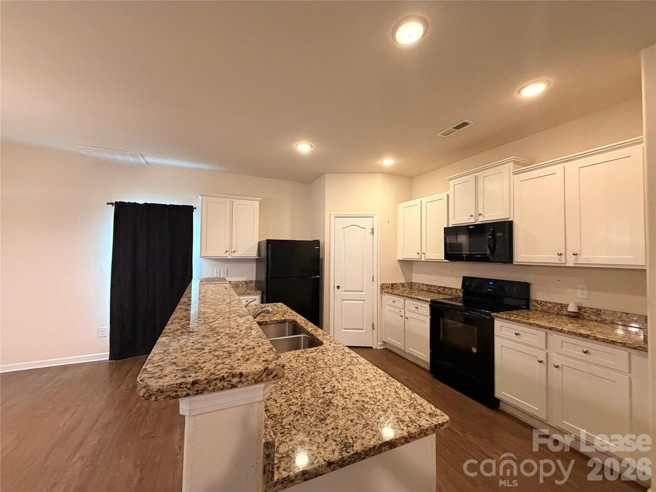 6562 Paw Village Rd - Photo 3 of 24