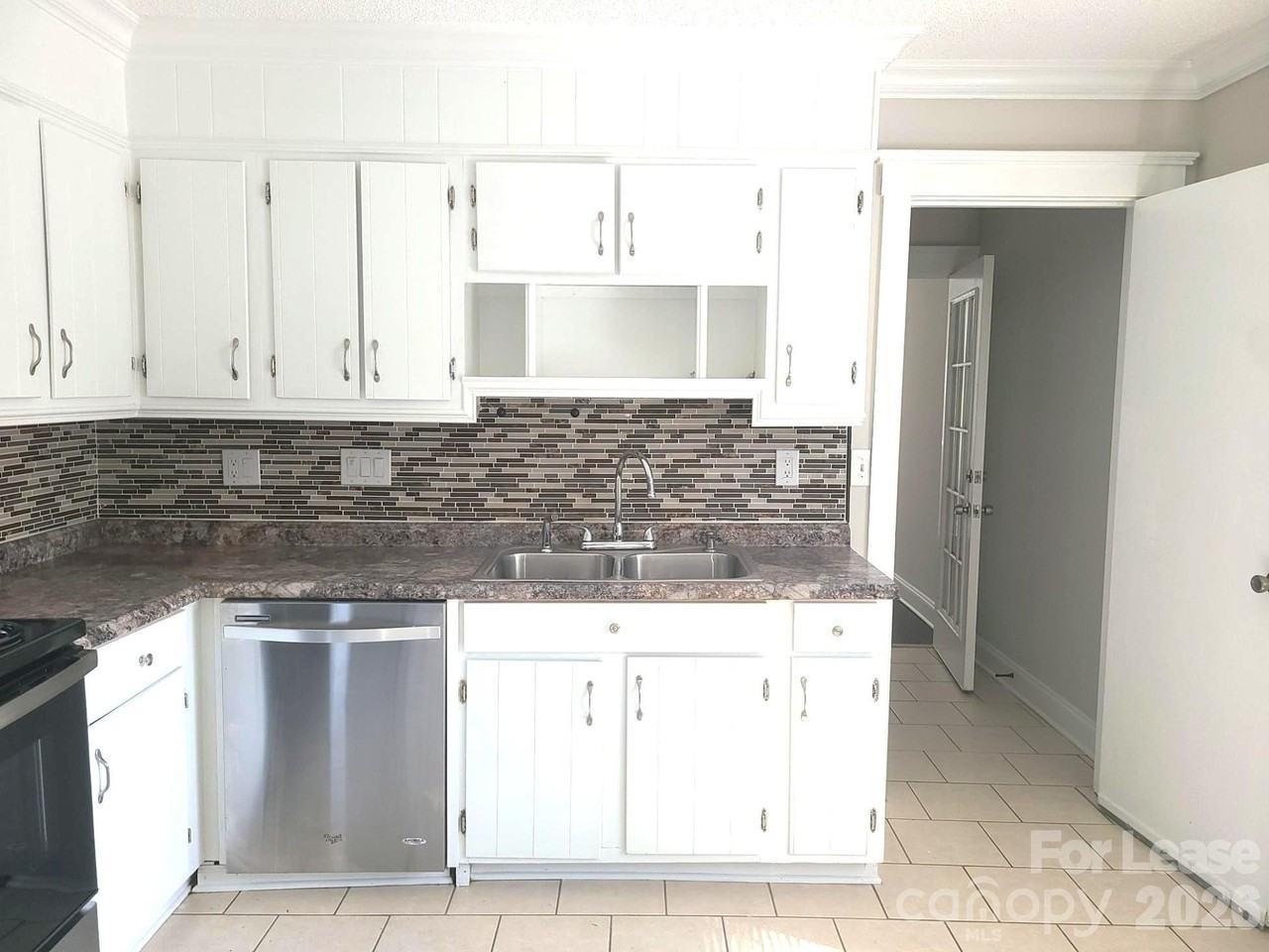 11026 Vista Haven Dr - Photo 4 of 18