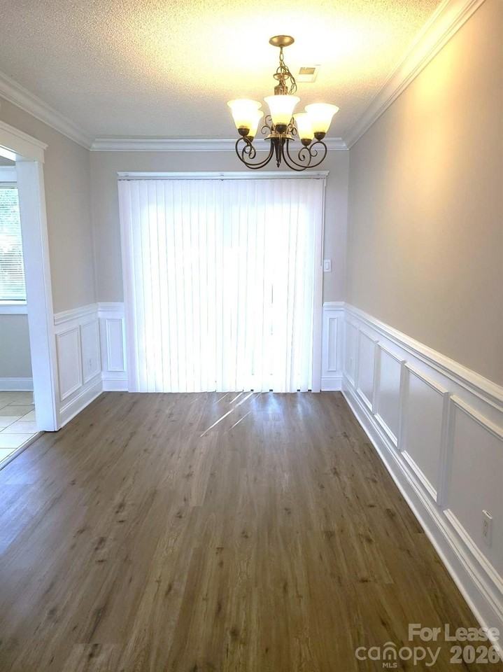 11026 Vista Haven Dr - Photo 5 of 18