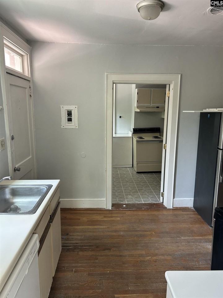 303 King St - Photo 5 of 41