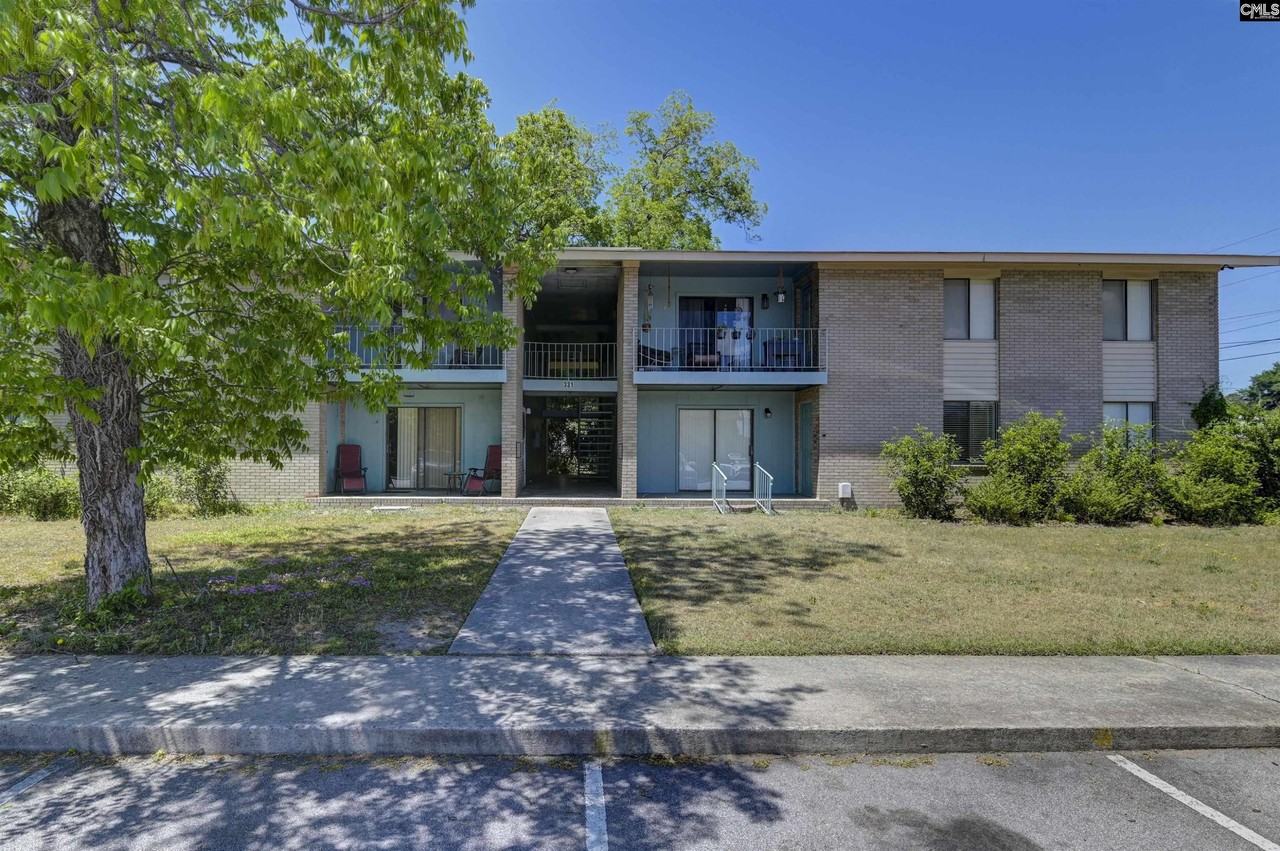 329 W Main St