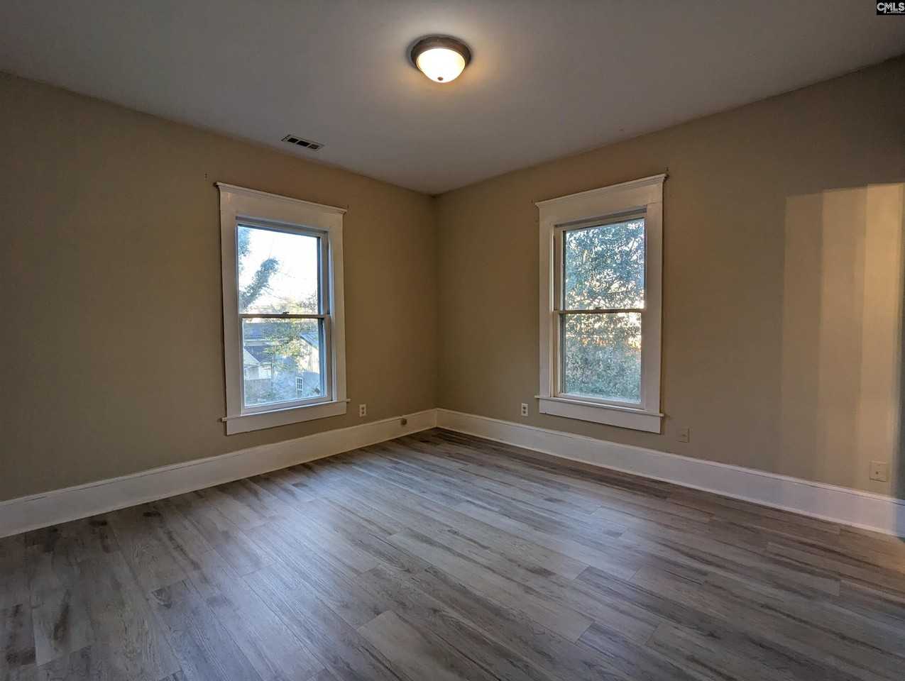 3121 3121 Rosewood C Drive - Photo 7 of 11