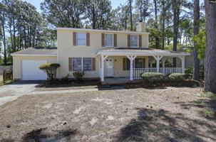 featured image of 220 N Donar Dr