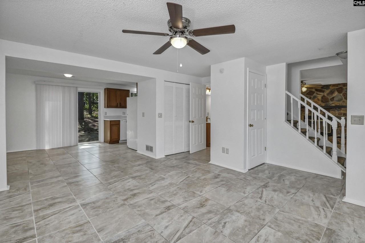 220 N Donar Dr - Photo 5 of 45