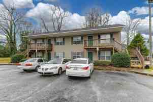 featured image of 122 Hazelwood Ct