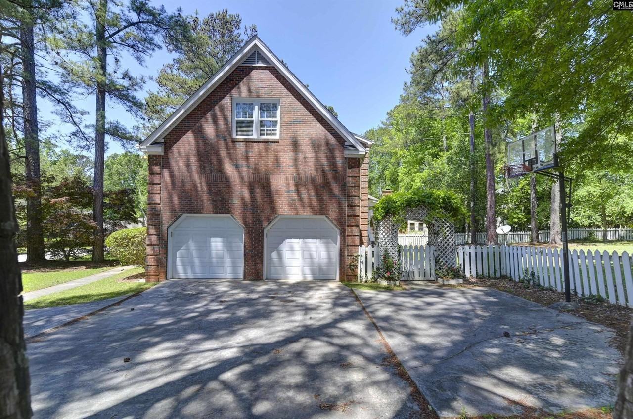 1100 Woodtree Ct - Photo 3 of 39