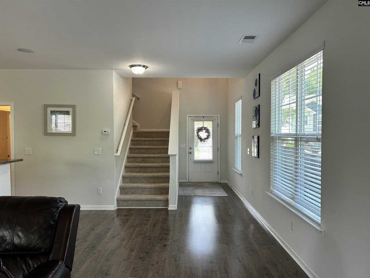 309 Lanyard Ln - Photo 5 of 50
