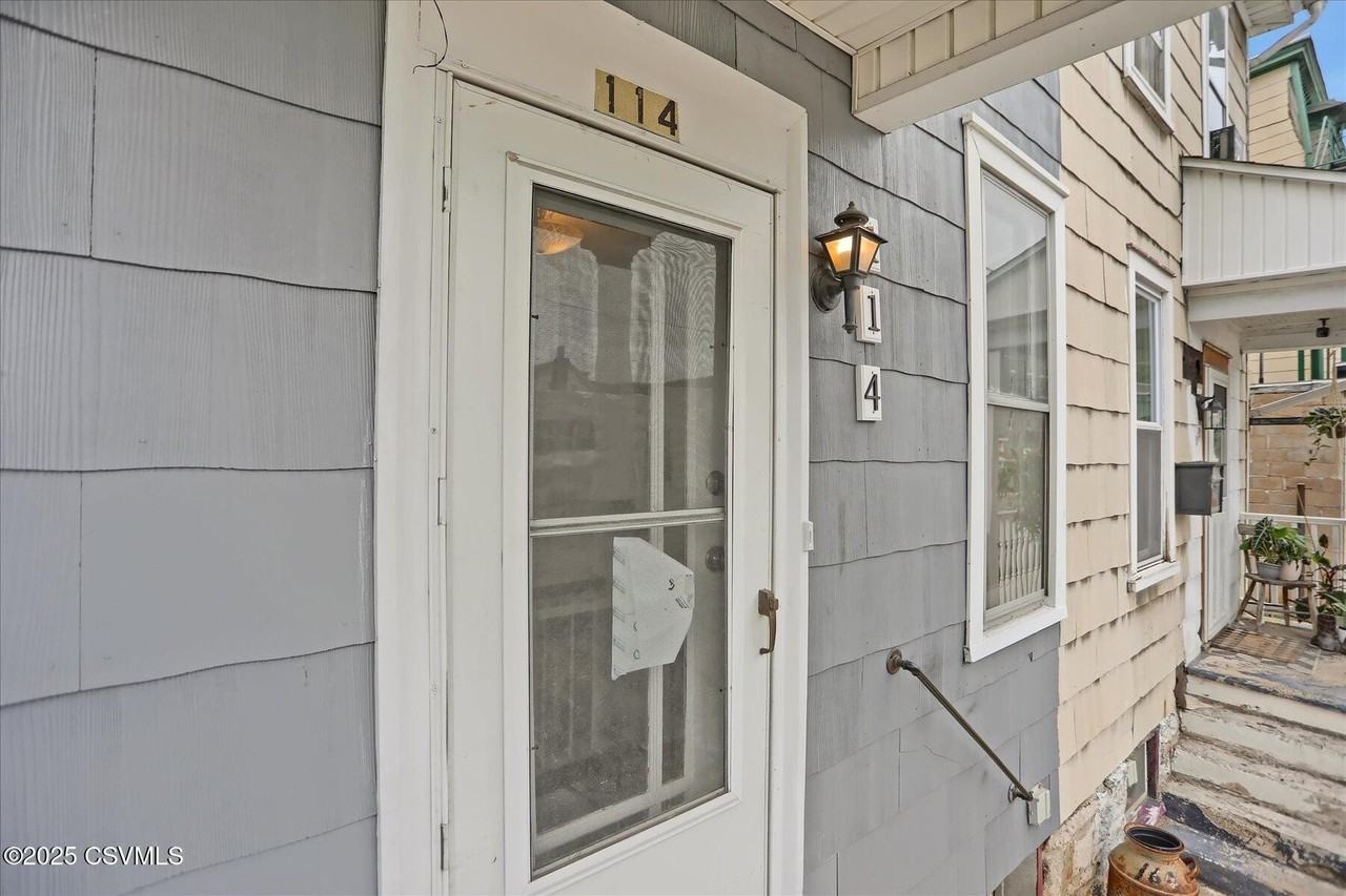 114 S 5th St - Photo 2 of 24