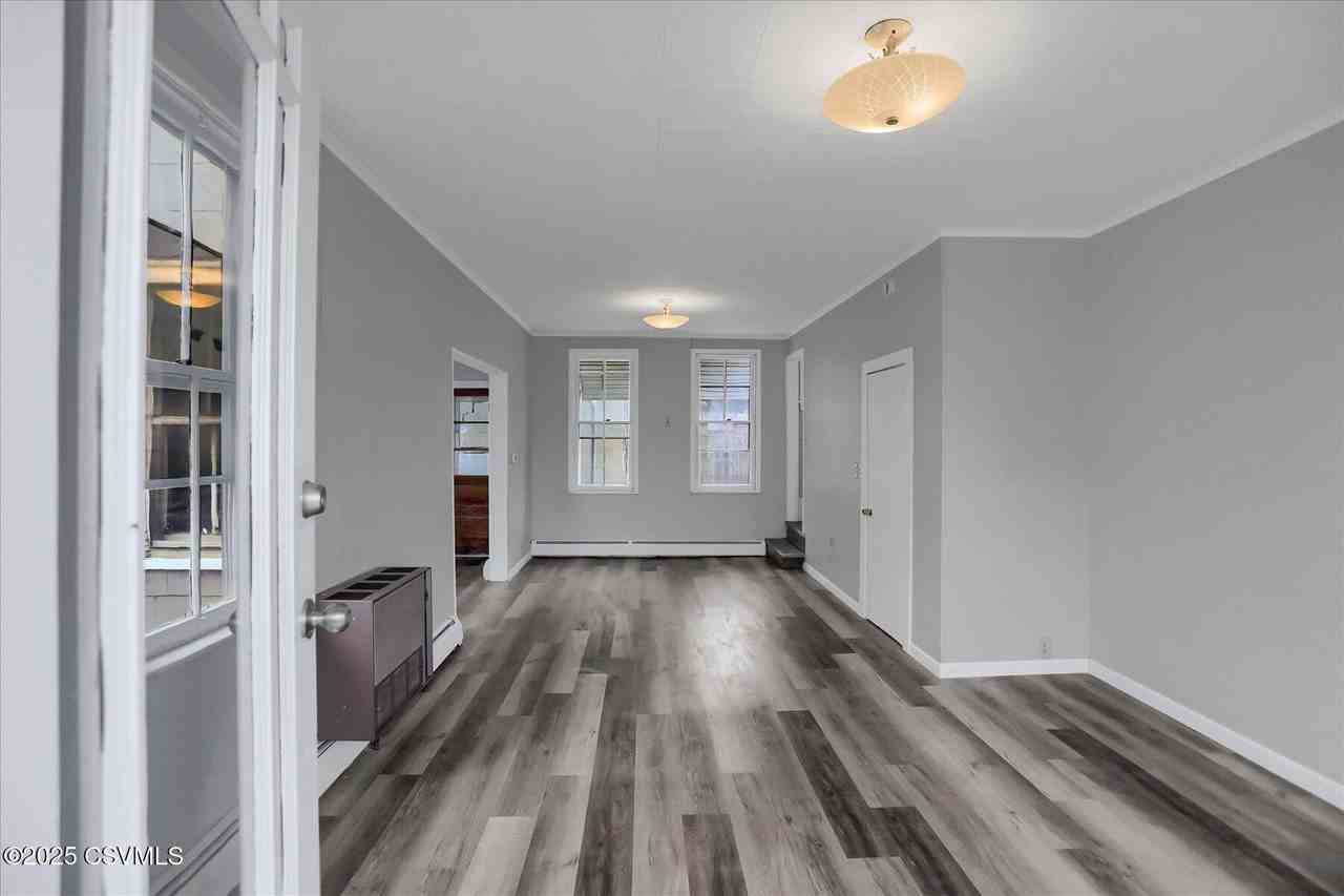 114 S 5th St - Photo 3 of 24