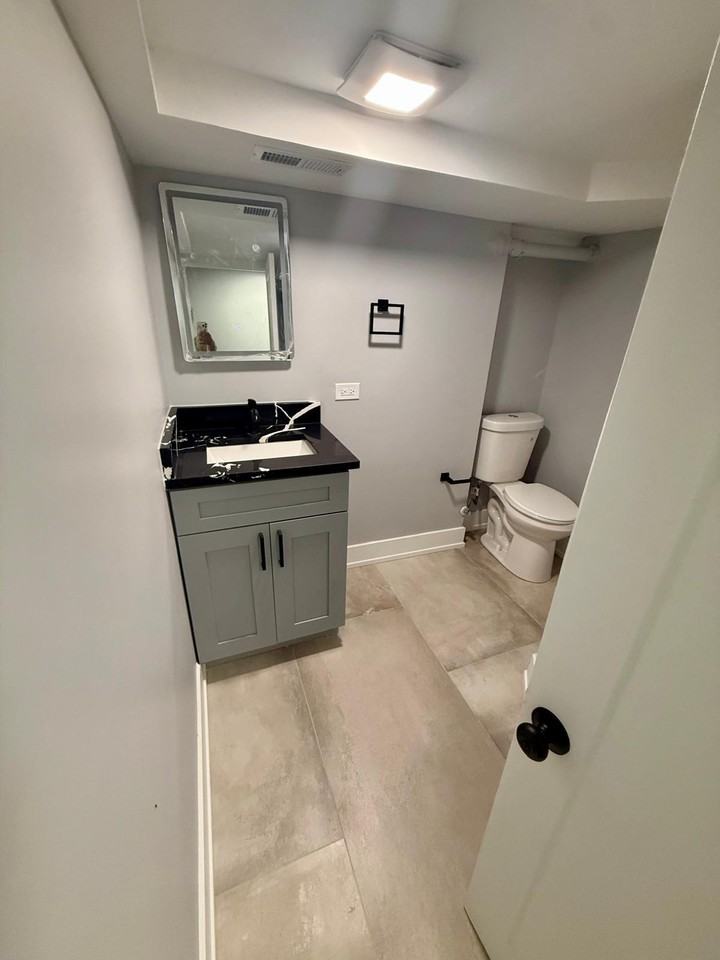 3025 West 54th Place - Photo 5 of 21