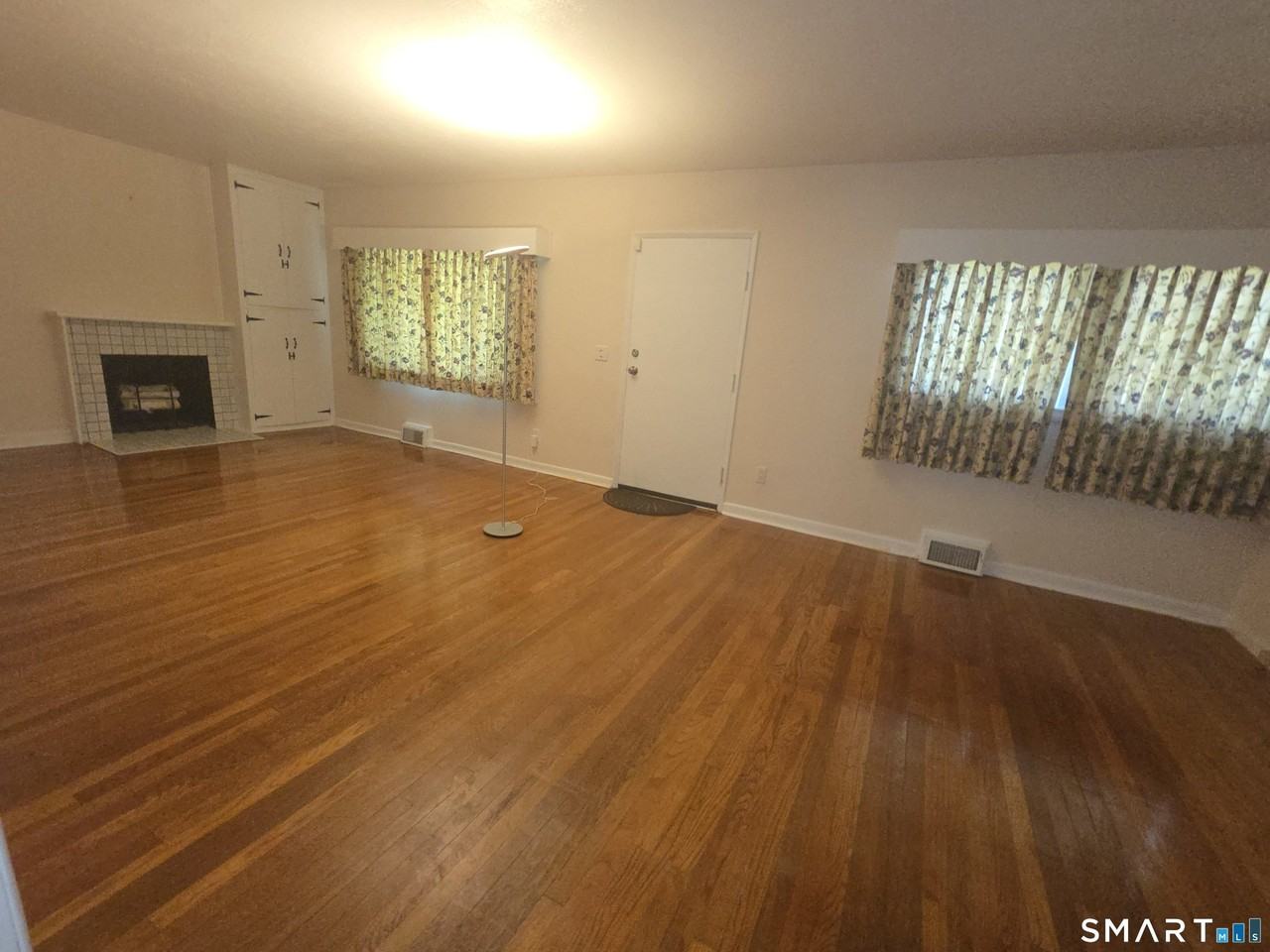 331 Campfield Ave - Photo 5 of 13