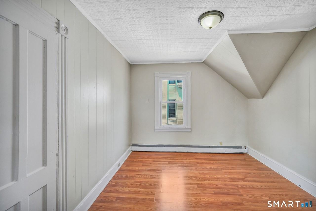 221 Willow St #3rdFL - Photo 5 of 7