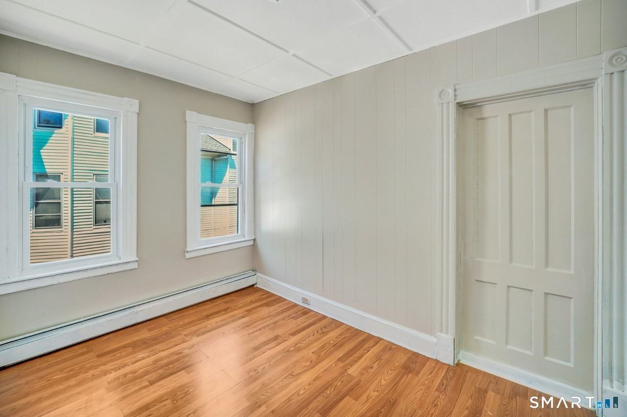 221 Willow St #3rdFL - Photo 7 of 7
