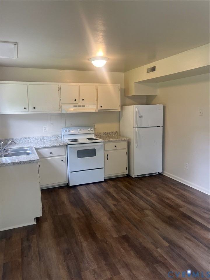 1011 Liberty Ave #A - Photo 5 of 9