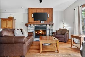 featured image of 217 Ch Des Quatre-Sommets
