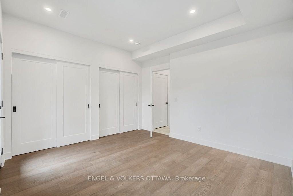 71 Parent Avenue - Photo 7 of 40