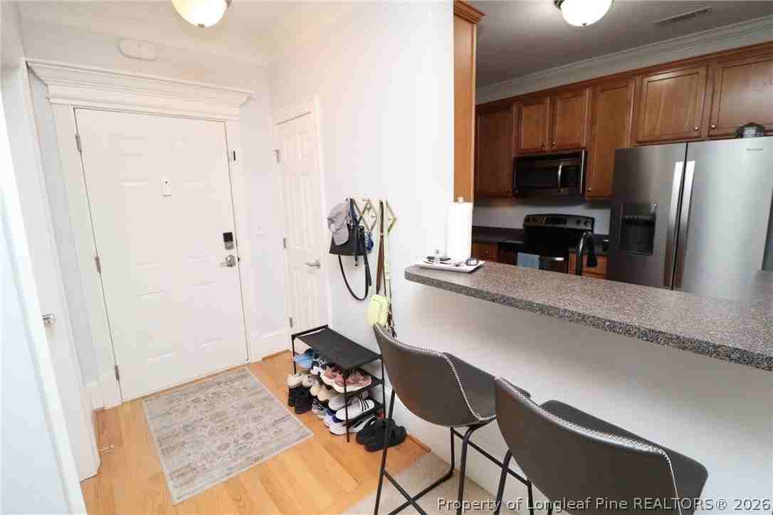 933 Portstewart Dr - Photo 3 of 29