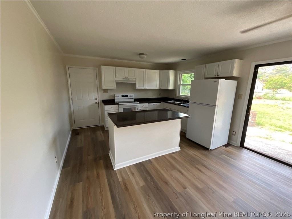 5909 Mcdougal Dr - Photo 4 of 18