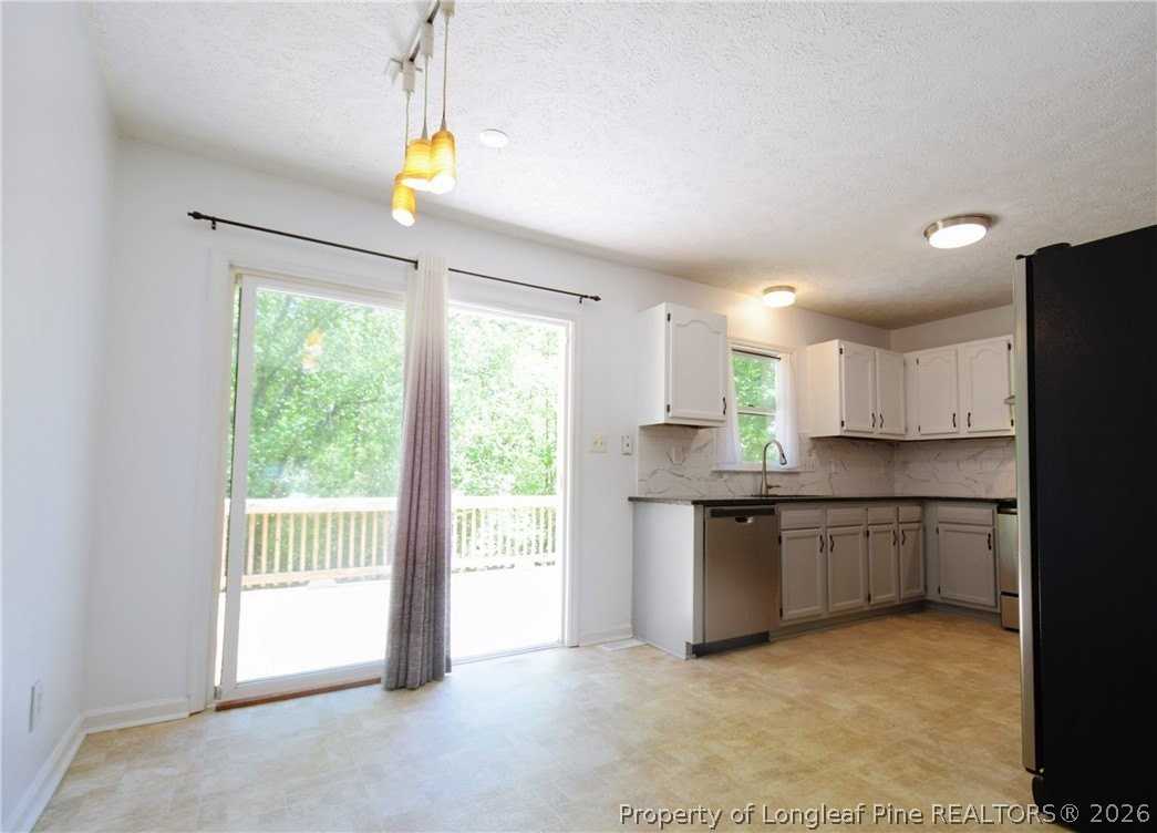 5050 Summer Ridge Rd - Photo 6 of 22