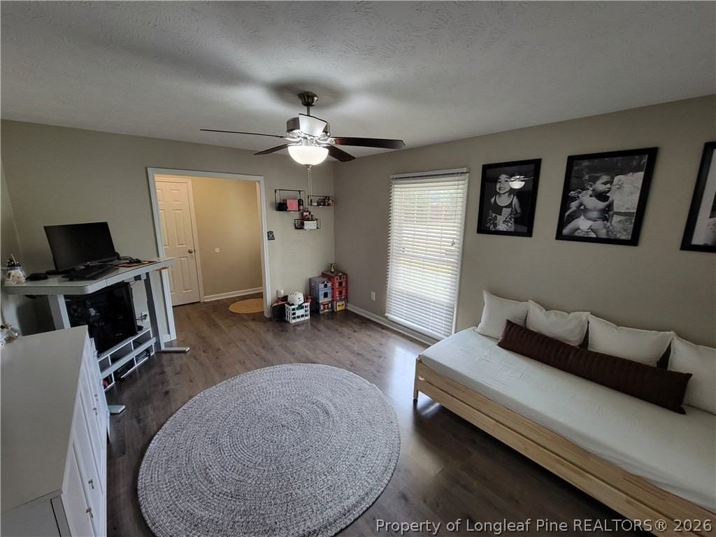 215 Haverhill Dr - Photo 3 of 29