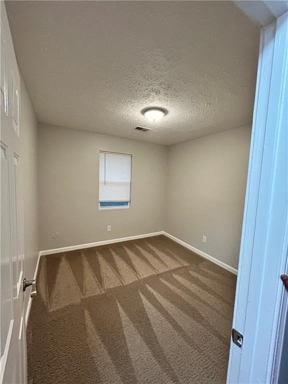 7066 Oakhill Cir - Photo 7 of 8