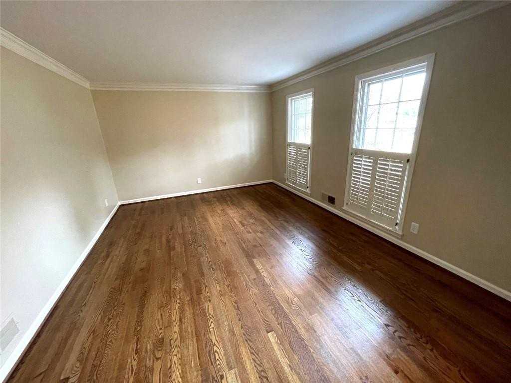 1150 Falstaff Dr - Photo 6 of 38