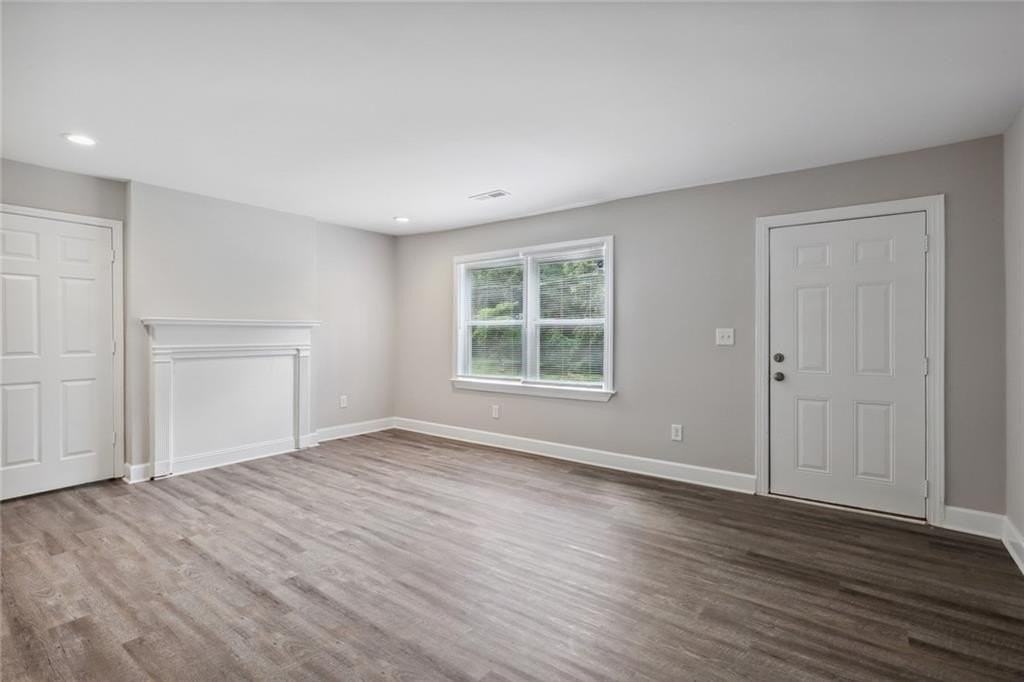 1641 Sandtown Rd Sw - Photo 5 of 22