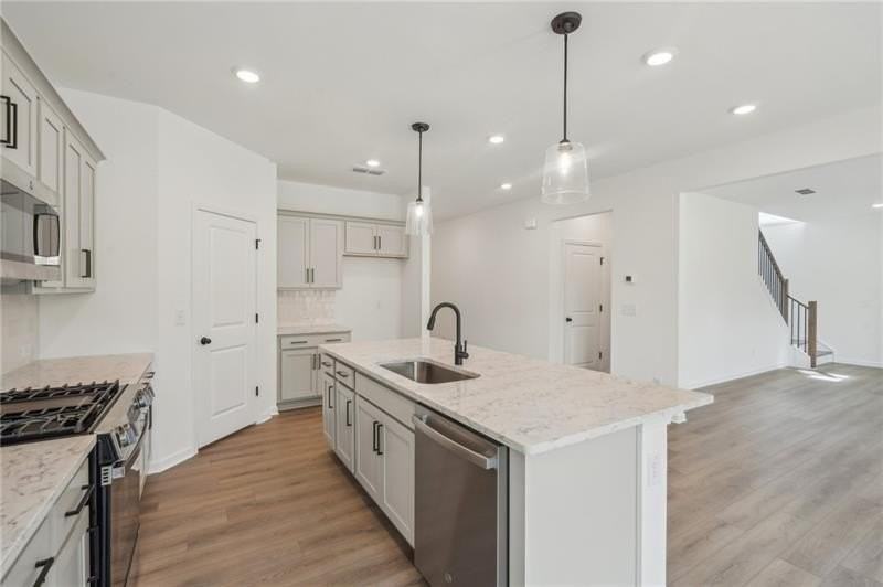 522 Silverleaf Trl - Photo 6 of 35
