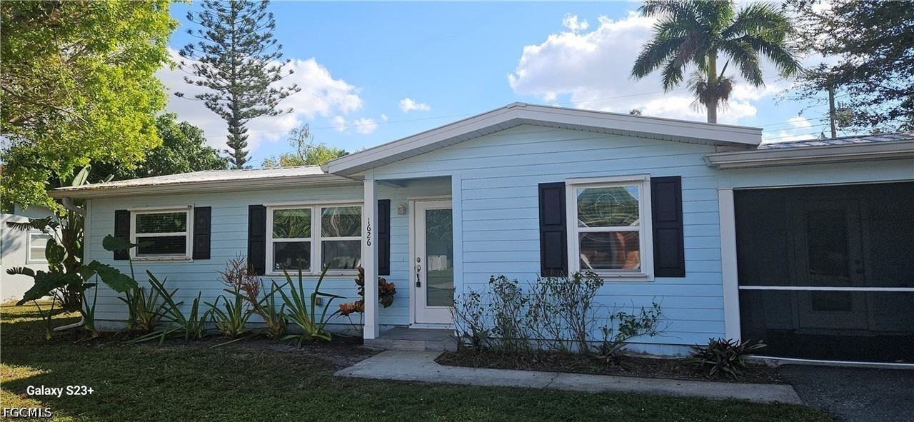 1626 Grace Ave - Photo 5 of 23