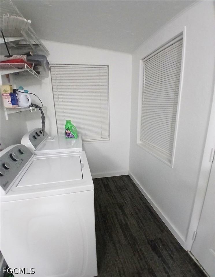 47 Cypress St - Photo 4 of 9