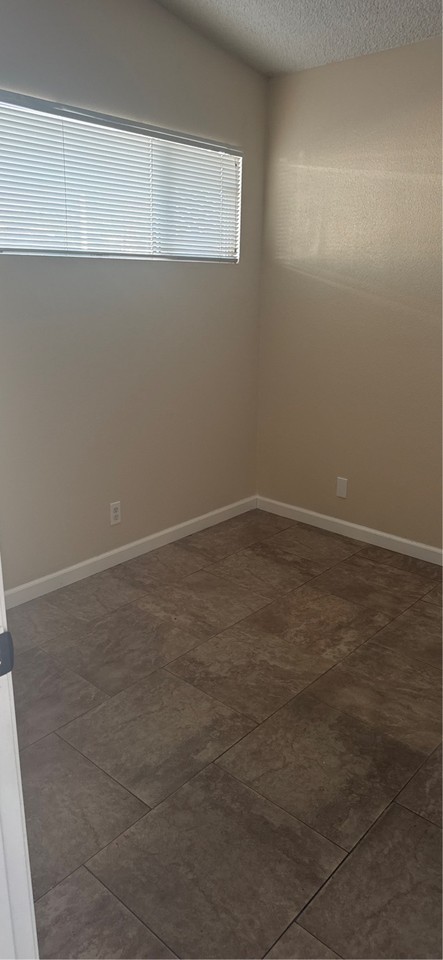 1713 Belle Terrace - Photo 3 of 15