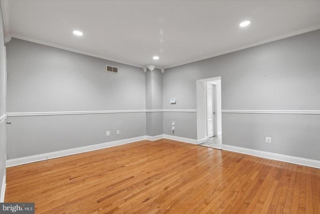 116 Dawson St - Photo 6 of 14