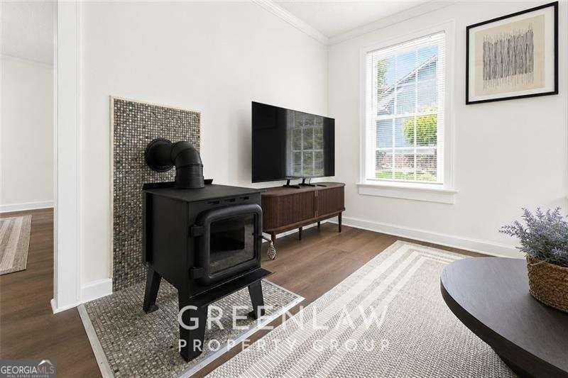 1177 Morley Ave Se - Photo 6 of 36