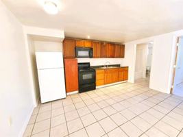 featured image of 13 S Canal St #5