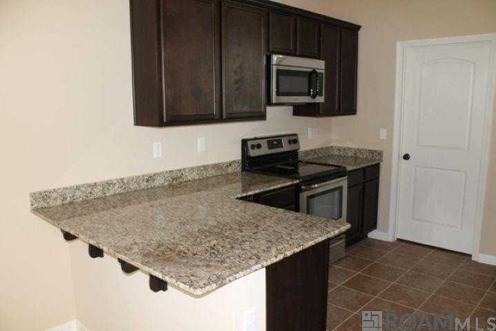 37237 Market Place Dr - Photo 5 of 19