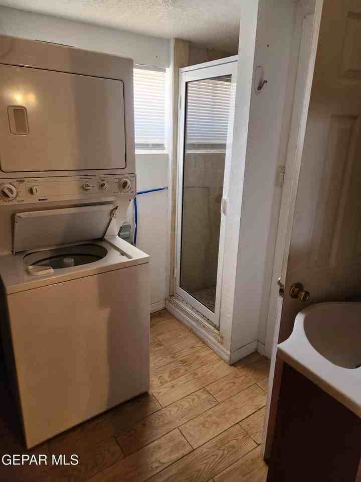 3031 Louisville Ave #B - Photo 6 of 6