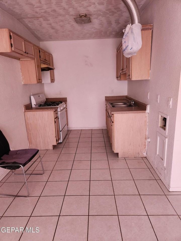 10331 Blythe Dr - Photo 6 of 11